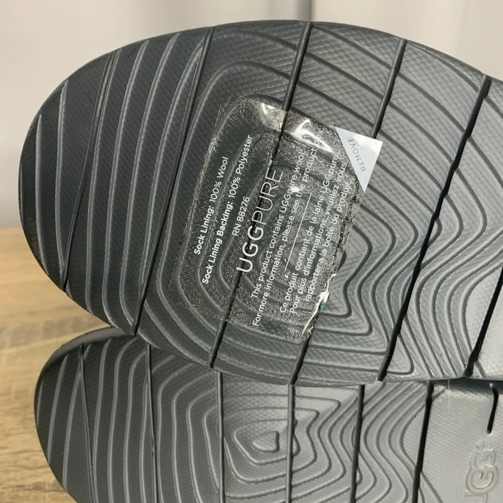 Sold UGG 1014363K Australia Navy Canoe Suede Lace Up Boots Shoes Boy's Sz.4Y - Picture 5 of 5